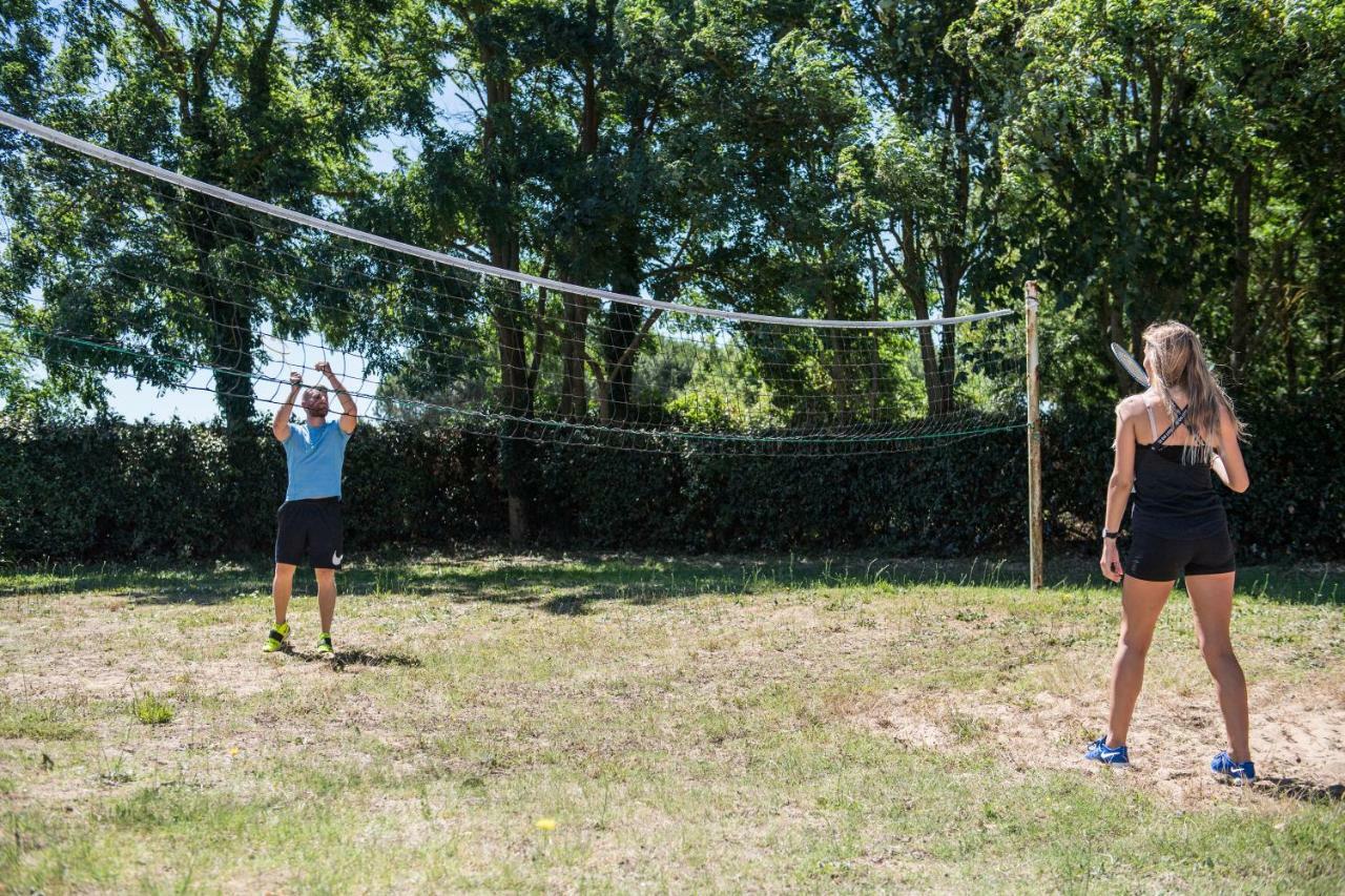 Camping Les Grenettes Sainte-Marie-de-Ré Exteriör bild
